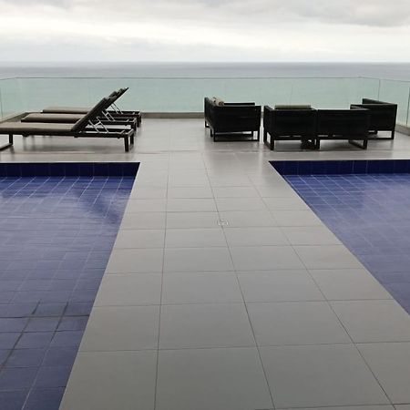 Edificio Poseidon Depto. Vista Lateral Al Mar Apartment Manta Exterior photo