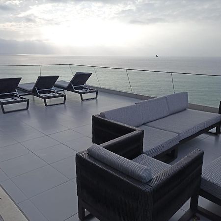 Edificio Poseidon Depto. Vista Lateral Al Mar Apartment Manta Exterior photo